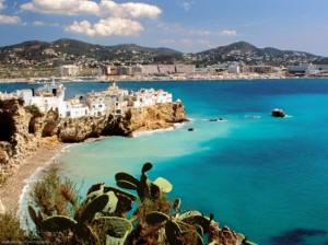 Learning Spanish Online Vs. Abroad - imagen by imgcrunch